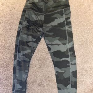 Camo leggings
